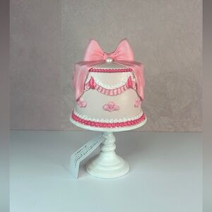 Cupcakes and Cashmere Pink and White Decorative Cake with Bow